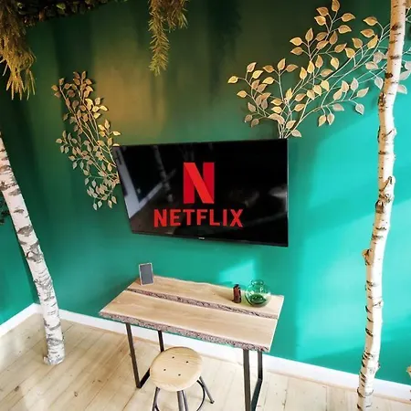 Wood Lodge Mit Kinderzimmer I Messe L City L Flughafen L Hbf *