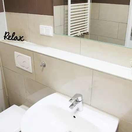 Апартаменты Wood Lodge Mit Kinderzimmer I Messe L City L Flughafen L Hbf