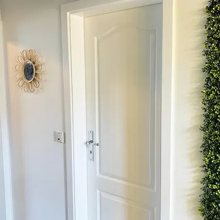 Wood Lodge Mit Kinderzimmer I Messe L City L Flughafen L Hbf Апартаменты