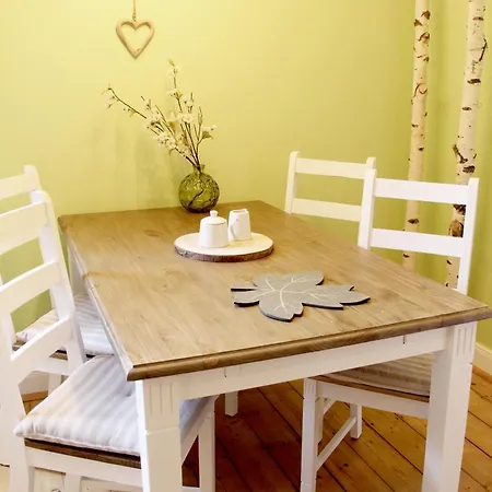 Appartement Wood Lodge Mit Kinderzimmer I Messe L City L Flughafen L Hbf Duisbourg